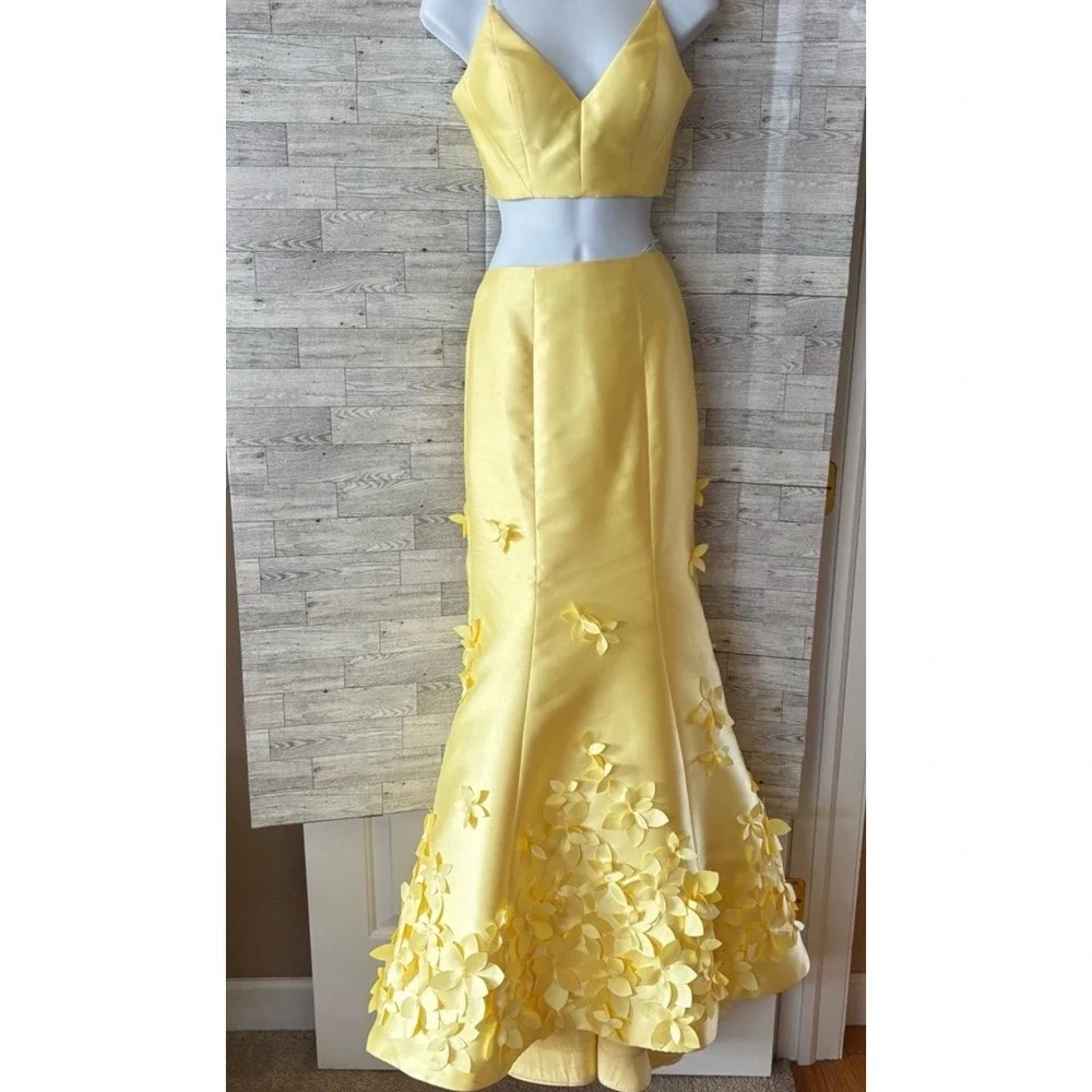 sherri hill yellow mermaid dress Sherri Hill 57652 Dress | Sherri Hill Dresses